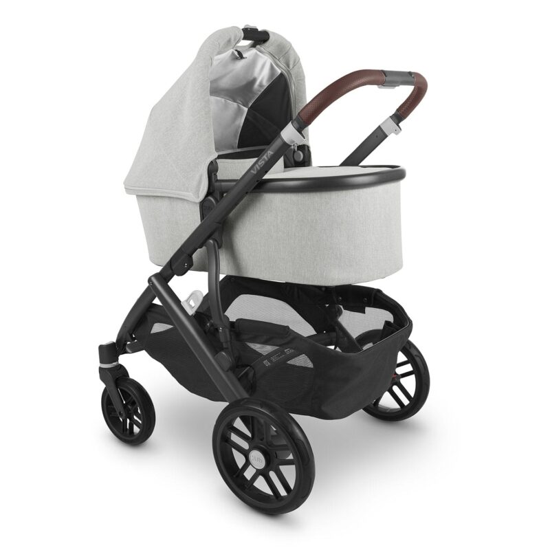 Traveling with hotsell uppababy vista bassinet