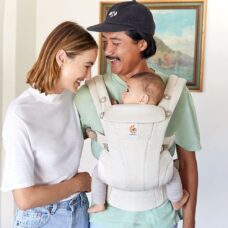 Ergobaby Omni Dream Baby Carrier Natural Dots