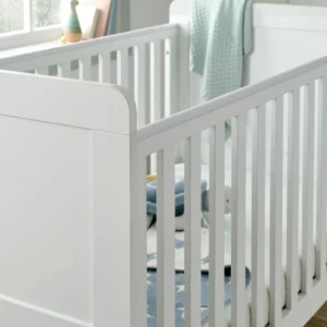 Mamas & Papas Hampden Cot/Toddler Bed White